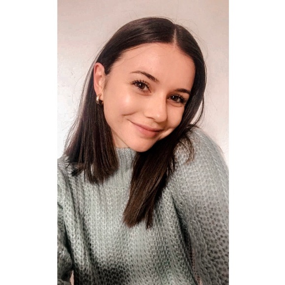 Meet your Posher, Emy - Picture 1 of 1